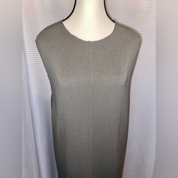 Women’s ZARA oversized kaki green knit deep‎ V open back maxi dress Size small - Picture 5 of 15